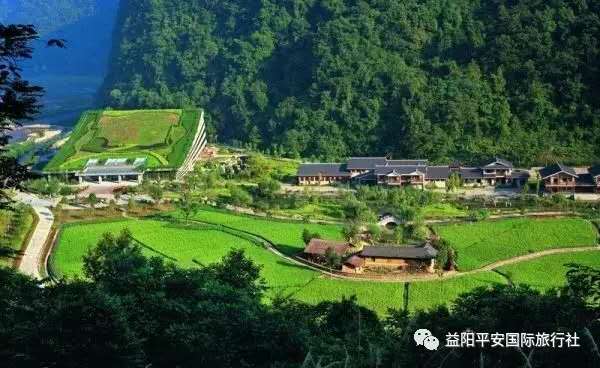 　張家界大峽谷、玻璃橋、黃龍洞品質純玩兩日游c2