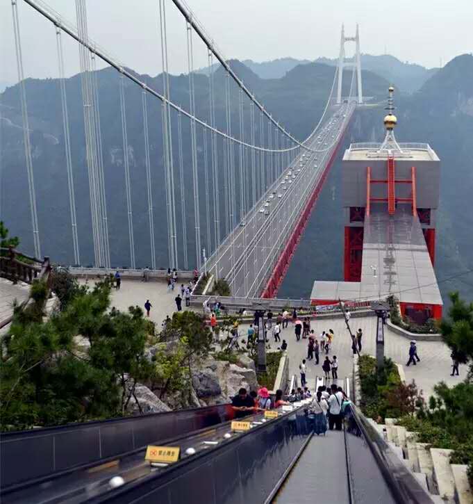 鳳凰古城、晚會、下游沱江泛舟兩日游