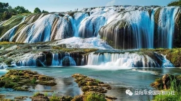 貴州黃果樹大瀑布、梵凈山、西江千戶苗寨、荔波大小七孔、鎮(zhèn)遠(yuǎn)古城遵義會議會址、息烽集中營汽車七日游